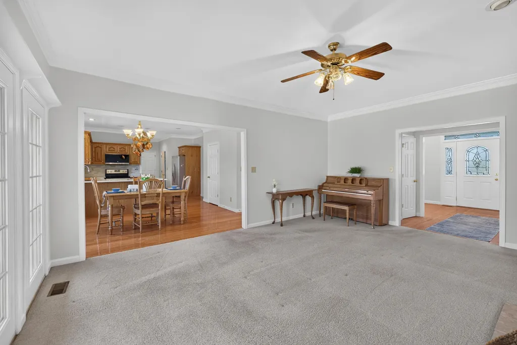 936 Hunter Trail Mt Sterling KY 40353