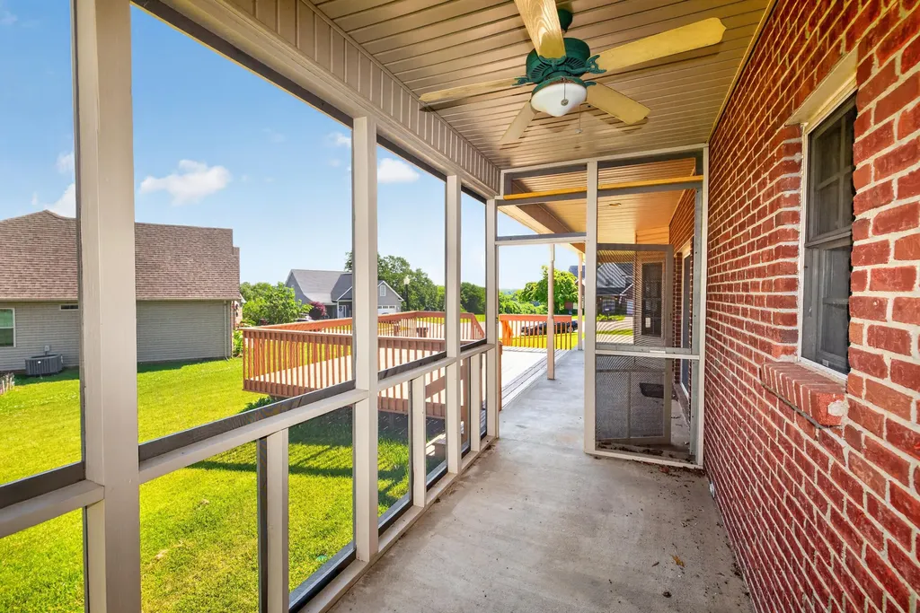 936 Hunter Trail Mt Sterling KY 40353