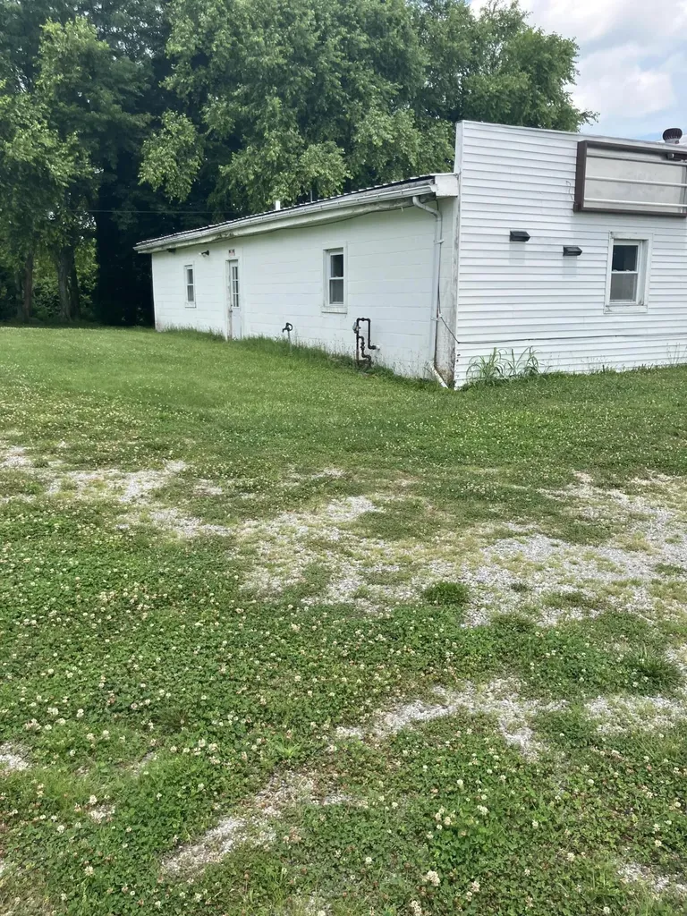 1995 Winchester Road Mt Sterling KY 40353