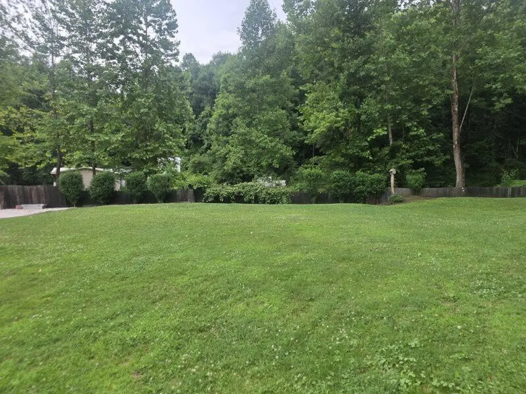 75 Cornwell Station Road Frenchburg KY 40322