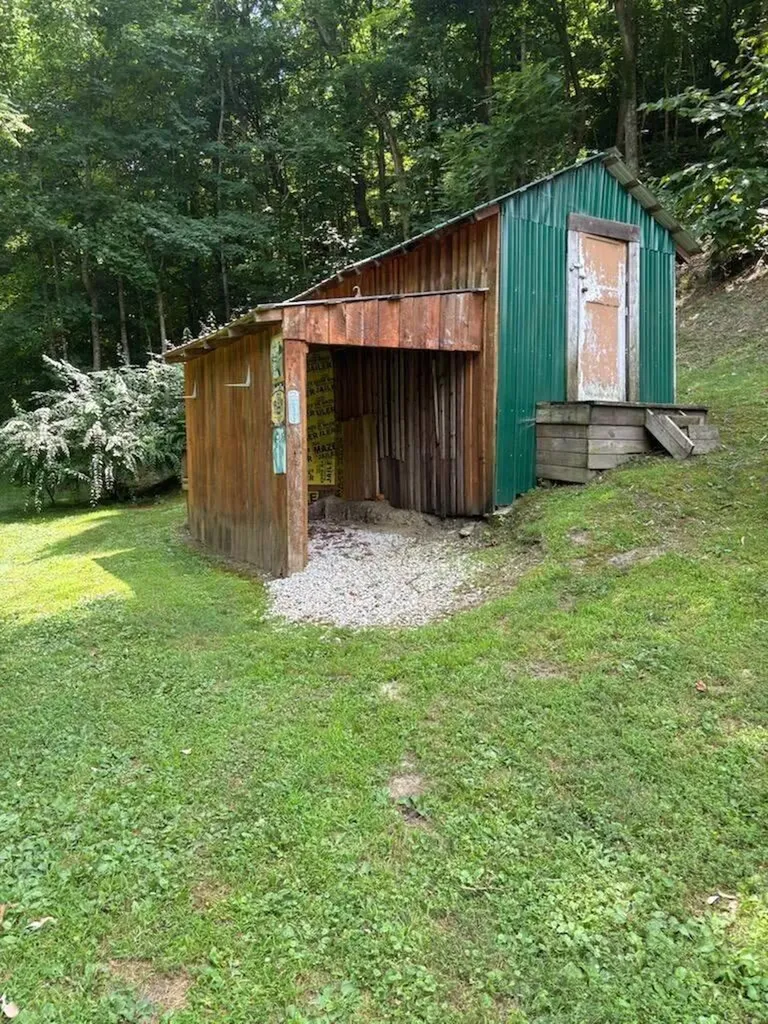 75 Cornwell Station Road Frenchburg KY 40322