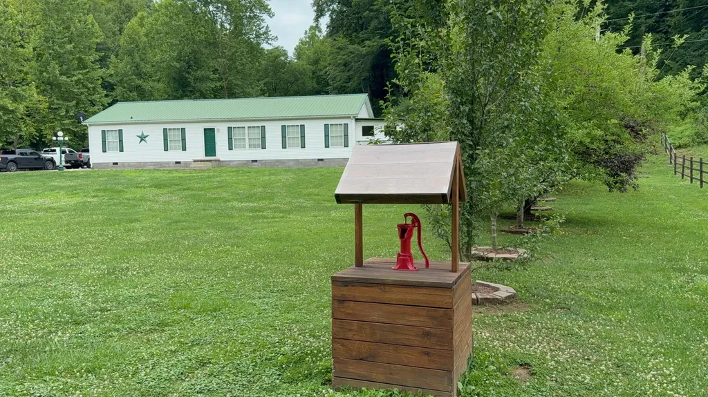 75 Cornwell Station Road Frenchburg KY 40322