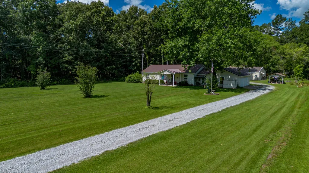 2585 John L Puryear Drive Paducah KY 42003