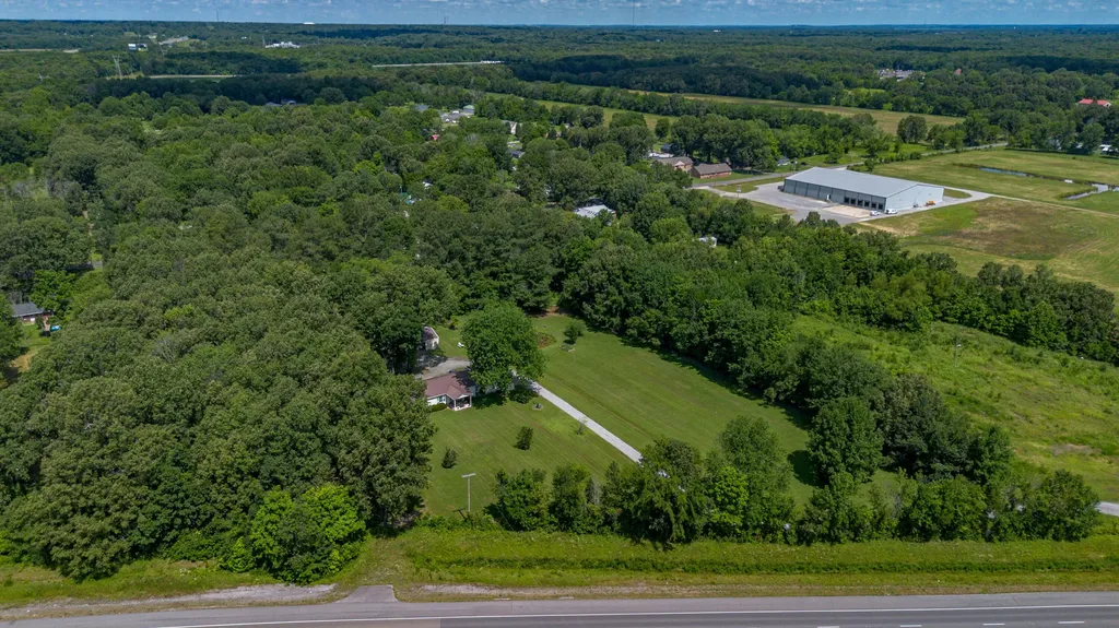 2585 John L Puryear Drive Paducah KY 42003
