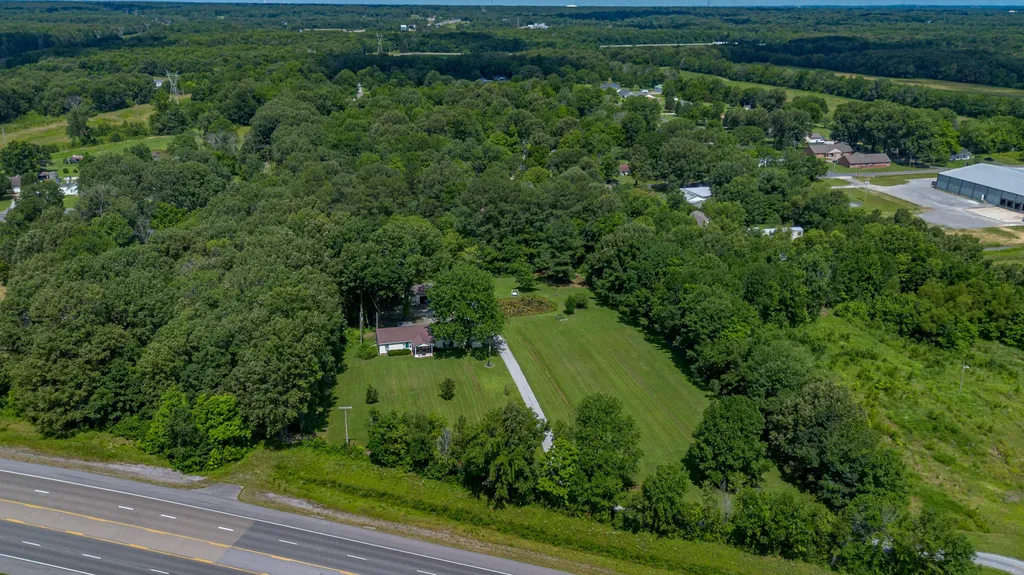 2585 John L Puryear Drive Paducah KY 42003