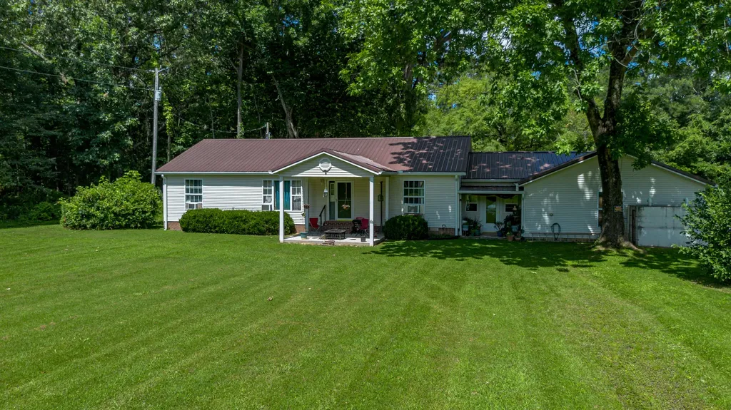2585 John L Puryear Drive Paducah KY 42003