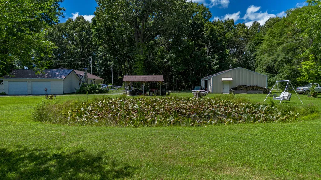 2585 John L Puryear Drive Paducah KY 42003