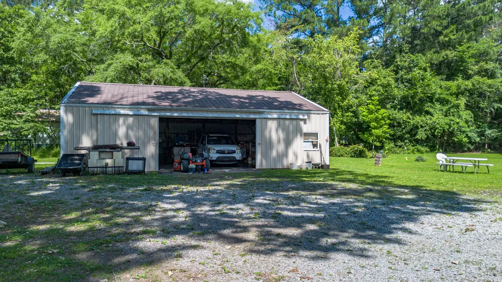 2585 John L Puryear Drive Paducah KY 42003