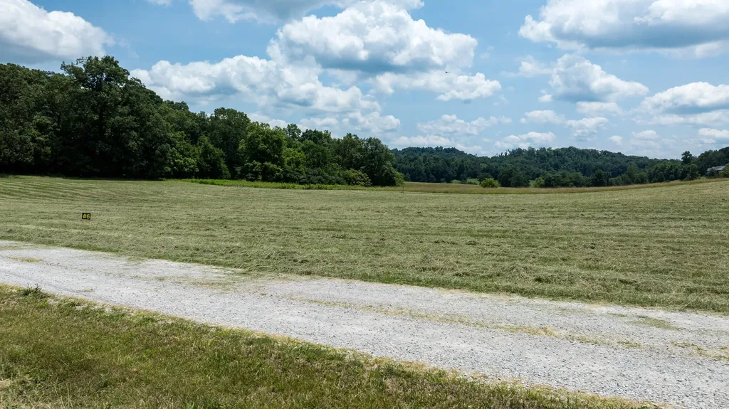 32 Maggie Way Somerset KY 42503