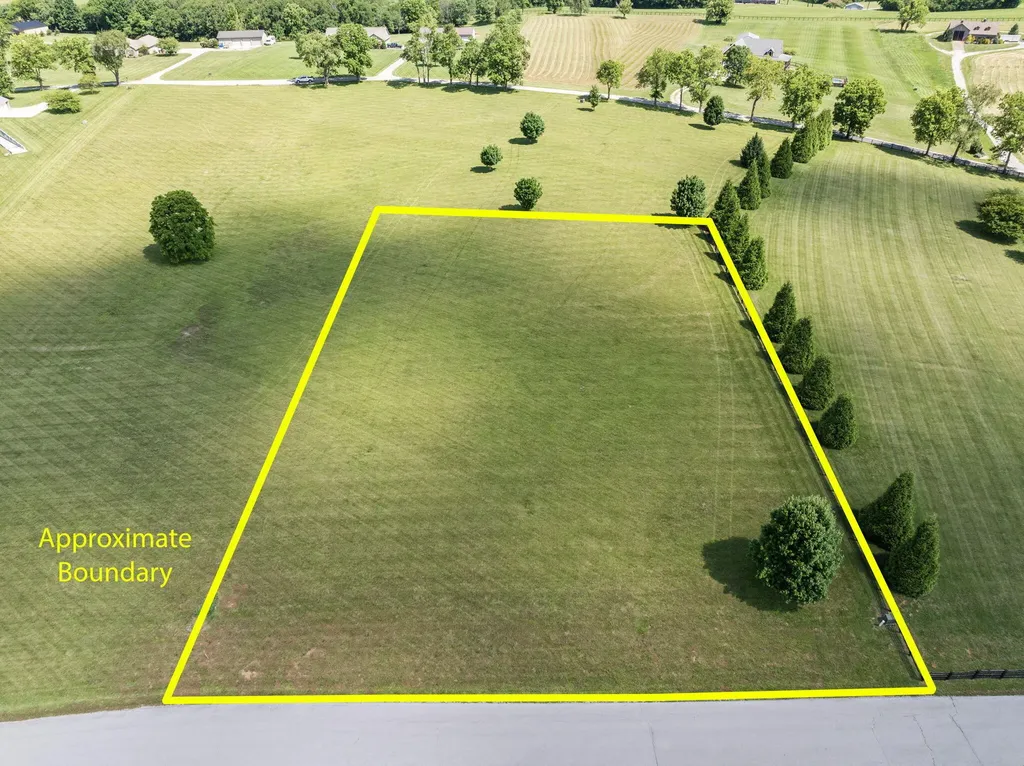 27 Walnut Hill Court Cynthiana KY 41031