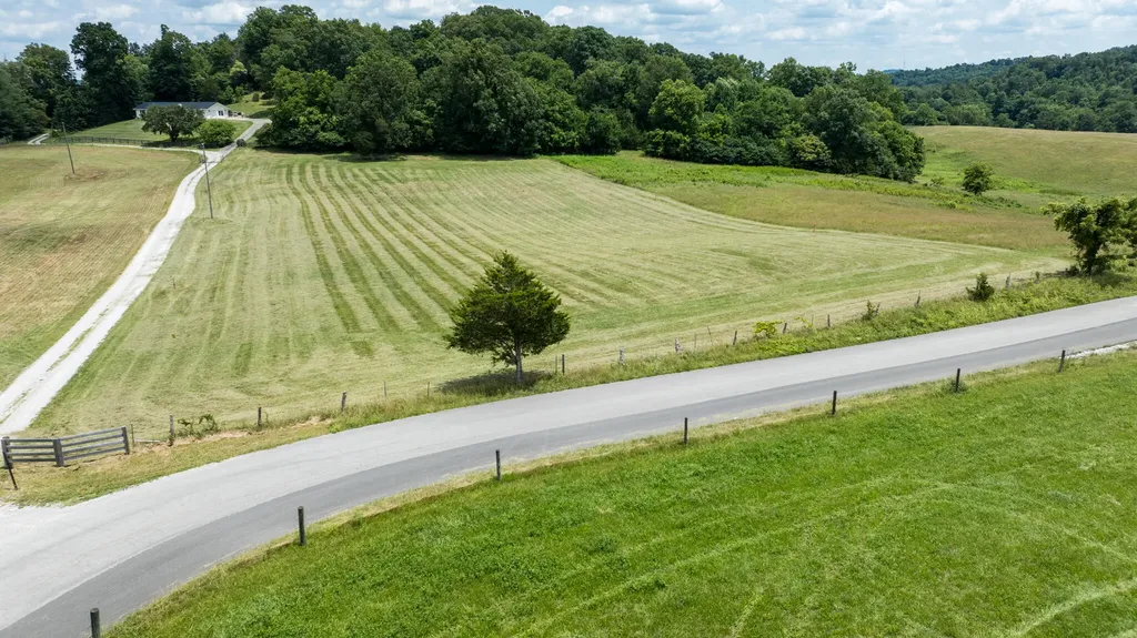 16, 32, 70 & 94 Maggie Way Somerset KY 42503