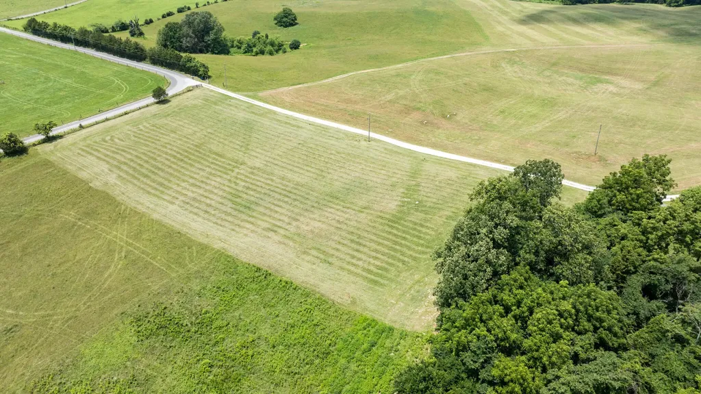 16, 32, 70 & 94 Maggie Way Somerset KY 42503