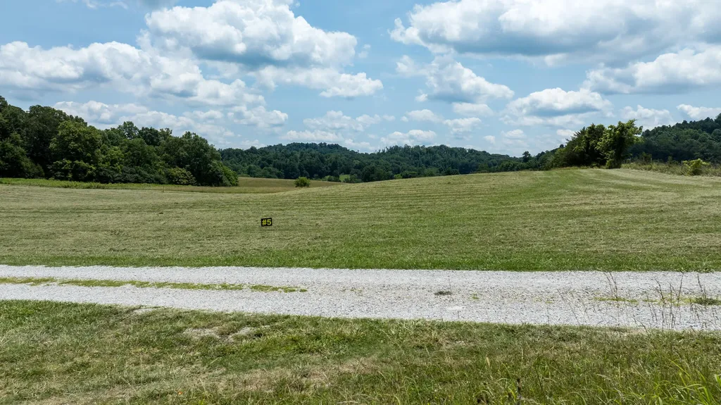 16 Maggie Way Somerset KY 42503