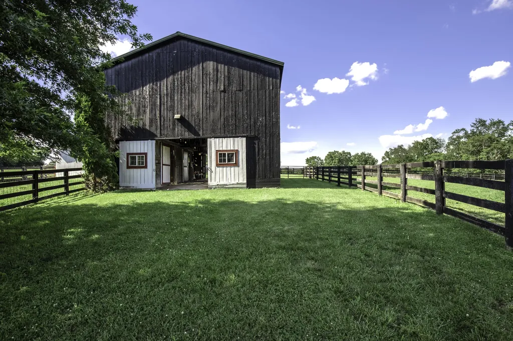 650 Delaney Ferry Road Versailles KY 40383