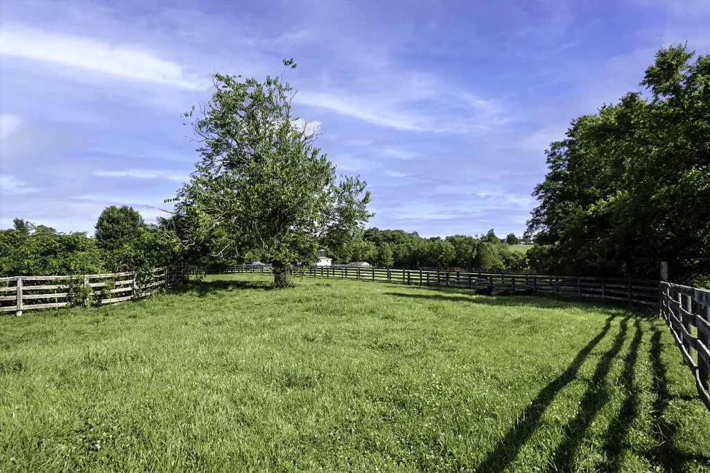650 Delaney Ferry Road Versailles KY 40383