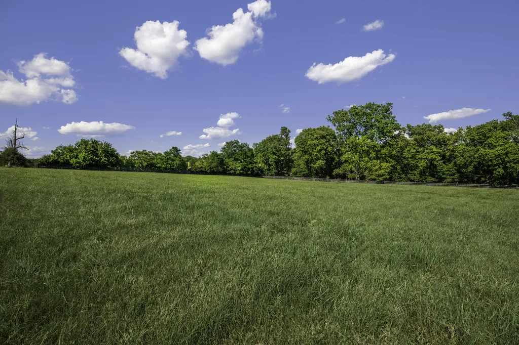 650 Delaney Ferry Road Versailles KY 40383