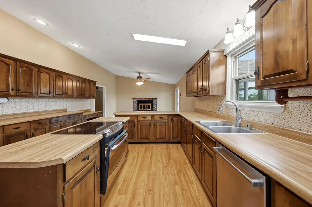 1661 Waterworks Road Winchester KY 40391