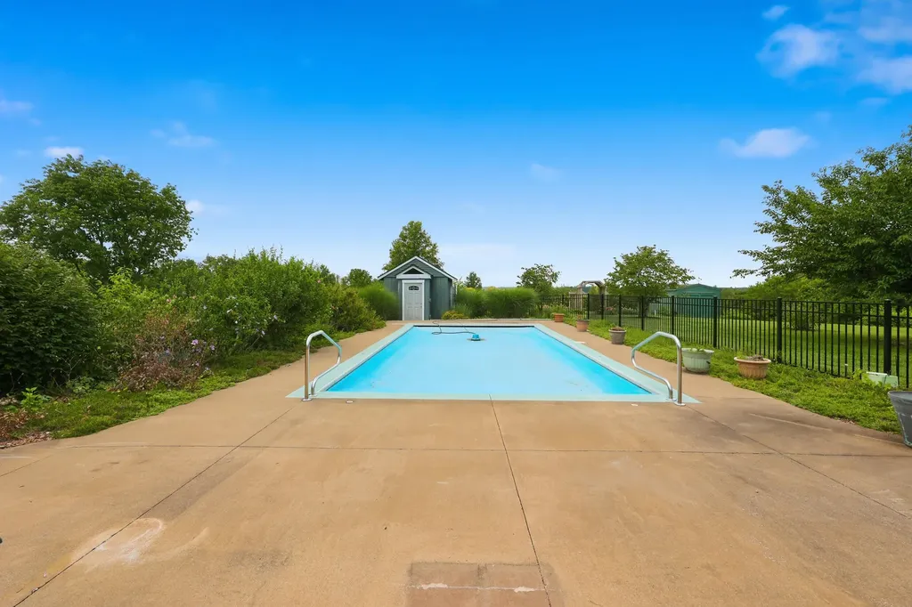 1661 Waterworks Road Winchester KY 40391