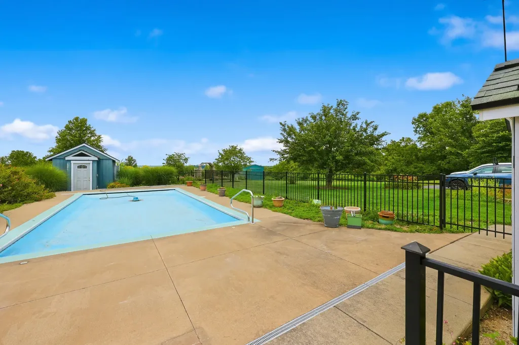 1661 Waterworks Road Winchester KY 40391