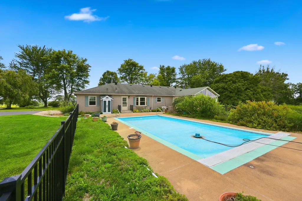 1661 Waterworks Road Winchester KY 40391