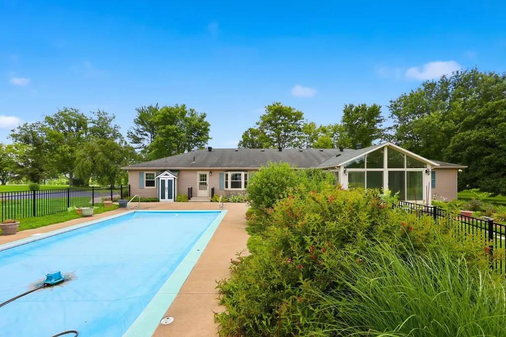 1661 Waterworks Road Winchester KY 40391