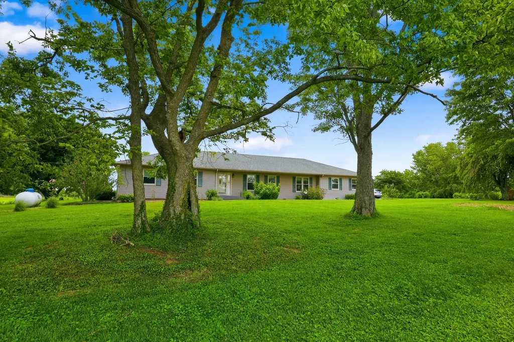 1661 Waterworks Road Winchester KY 40391