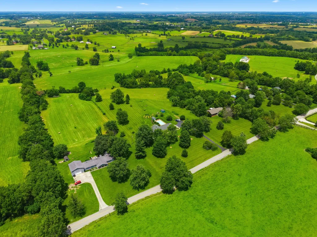 1661 Waterworks Road Winchester KY 40391