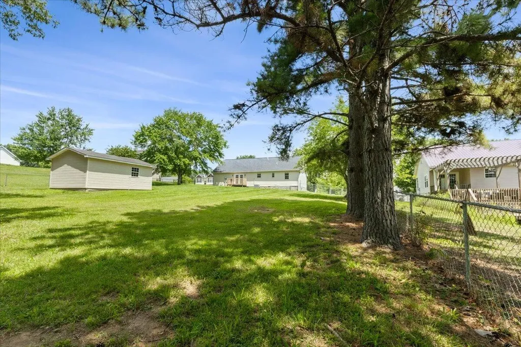 94 Alder Court London KY 40744