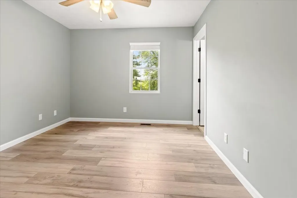 94 Alder Court London KY 40744