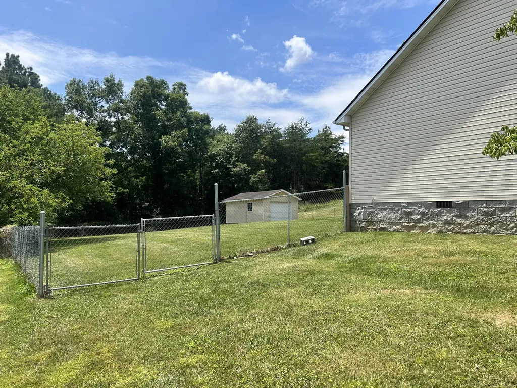 94 Alder Court London KY 40744