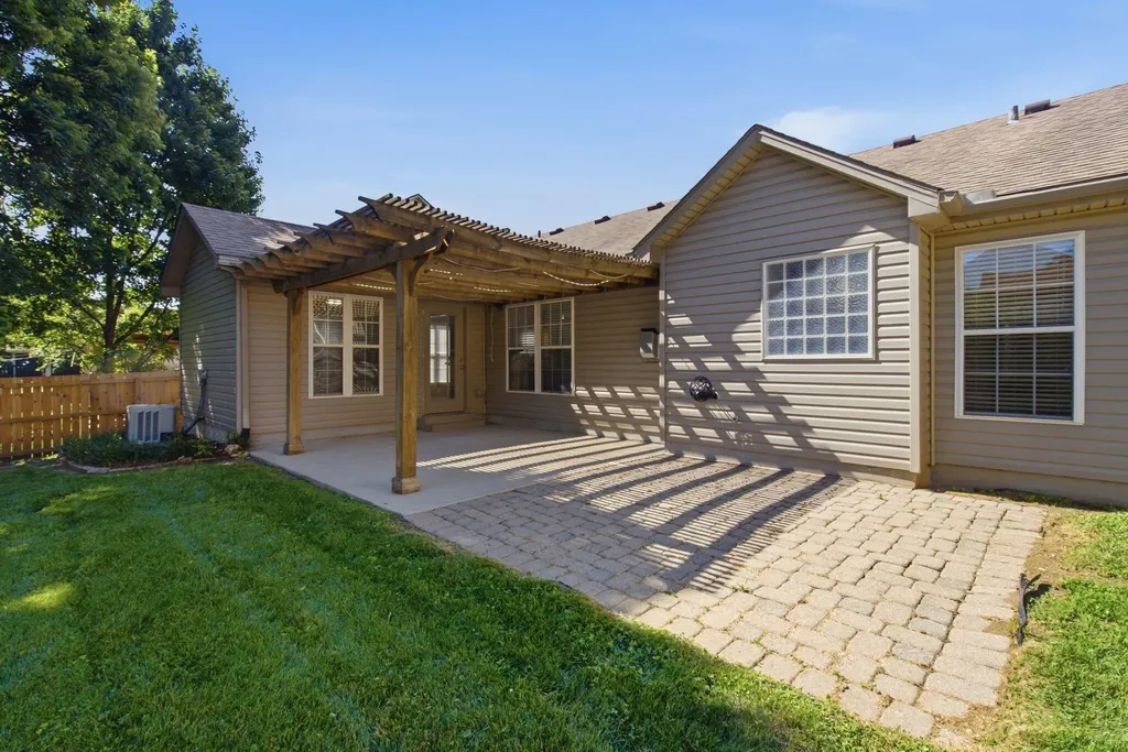 2752 Jessica Lane Lexington KY 40511