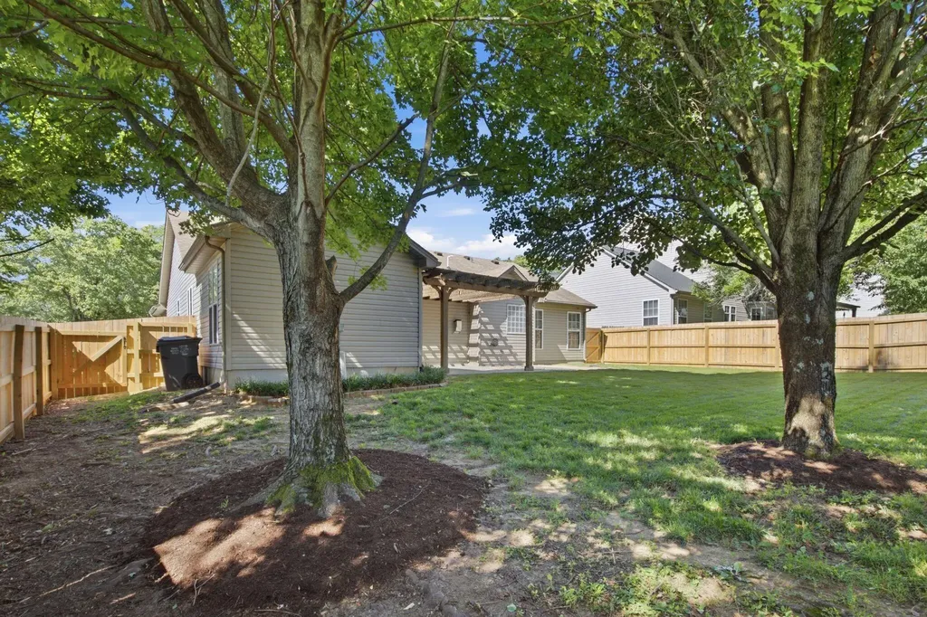 2752 Jessica Lane Lexington KY 40511