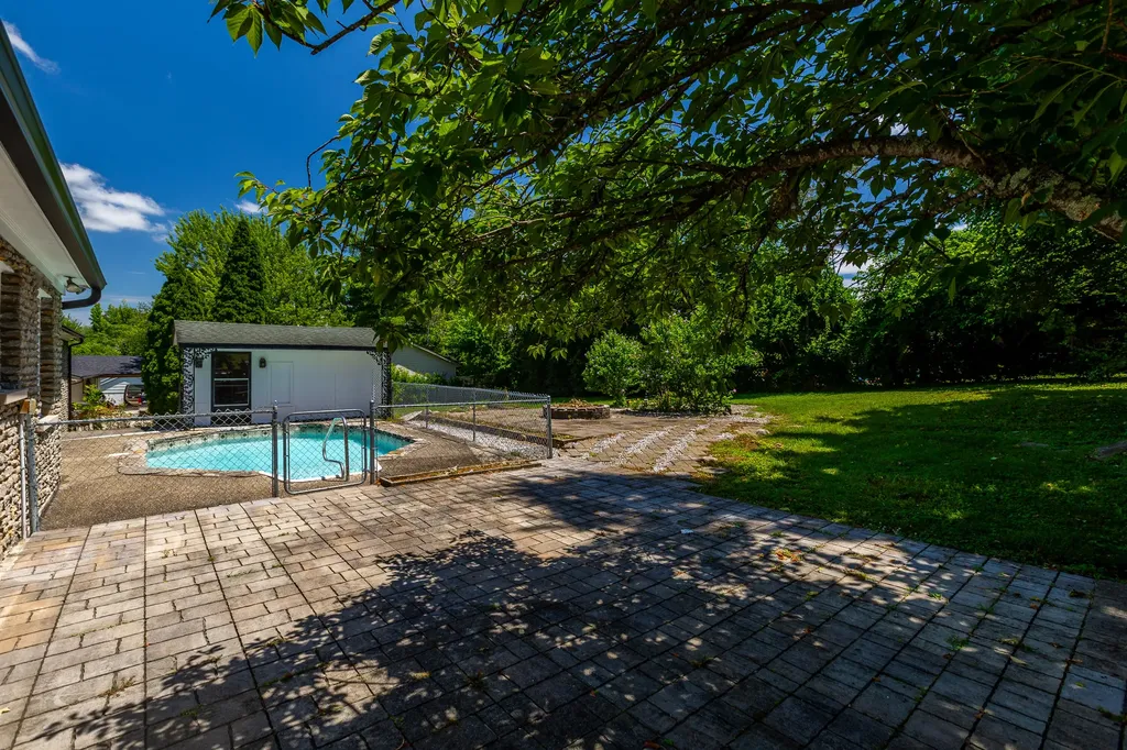 608 Colby Road Winchester KY 40391