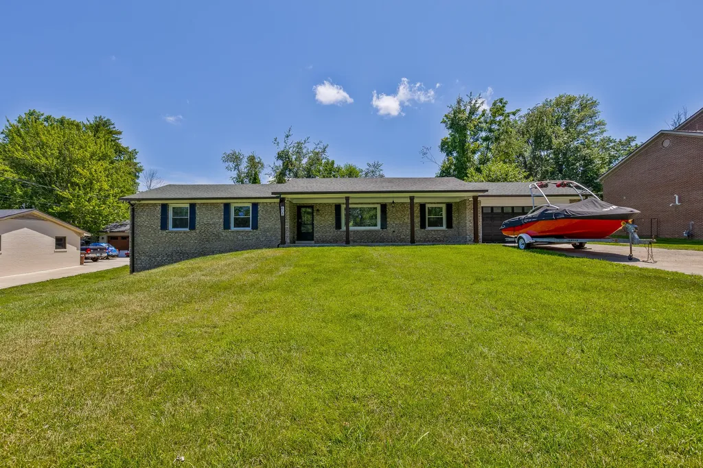 608 Colby Road Winchester KY 40391