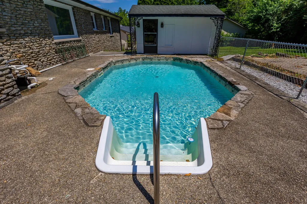 608 Colby Road Winchester KY 40391