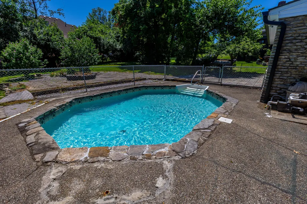 608 Colby Road Winchester KY 40391