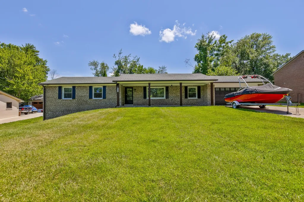 608 Colby Road Winchester KY 40391
