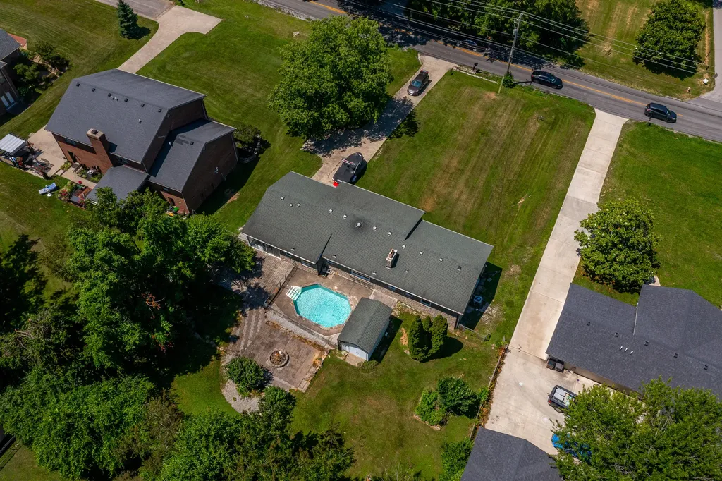 608 Colby Road Winchester KY 40391