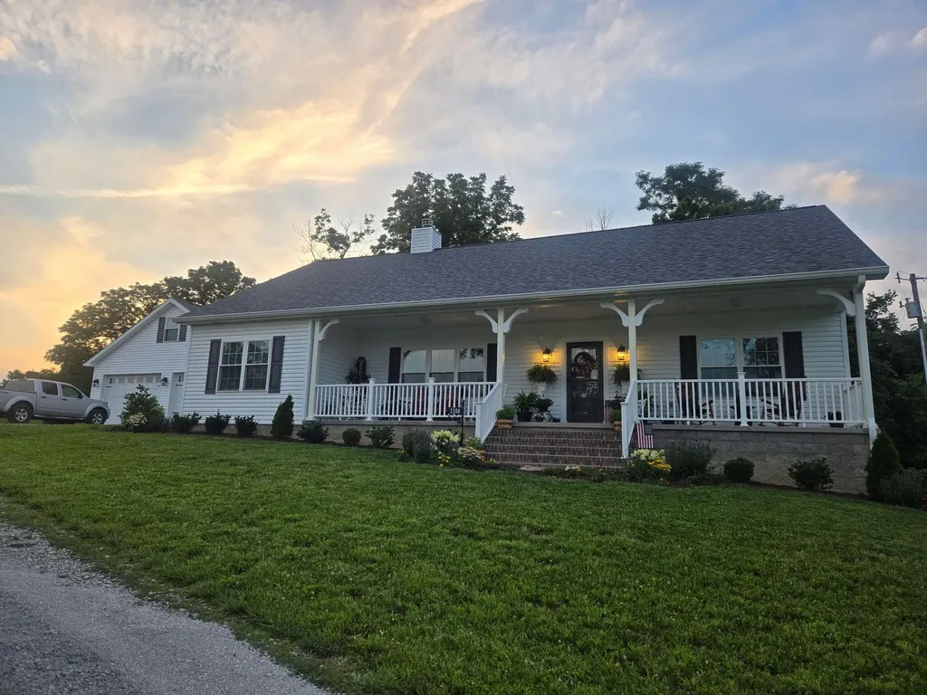 1108 Old Railroad Grade Road Lancaster KY 40444