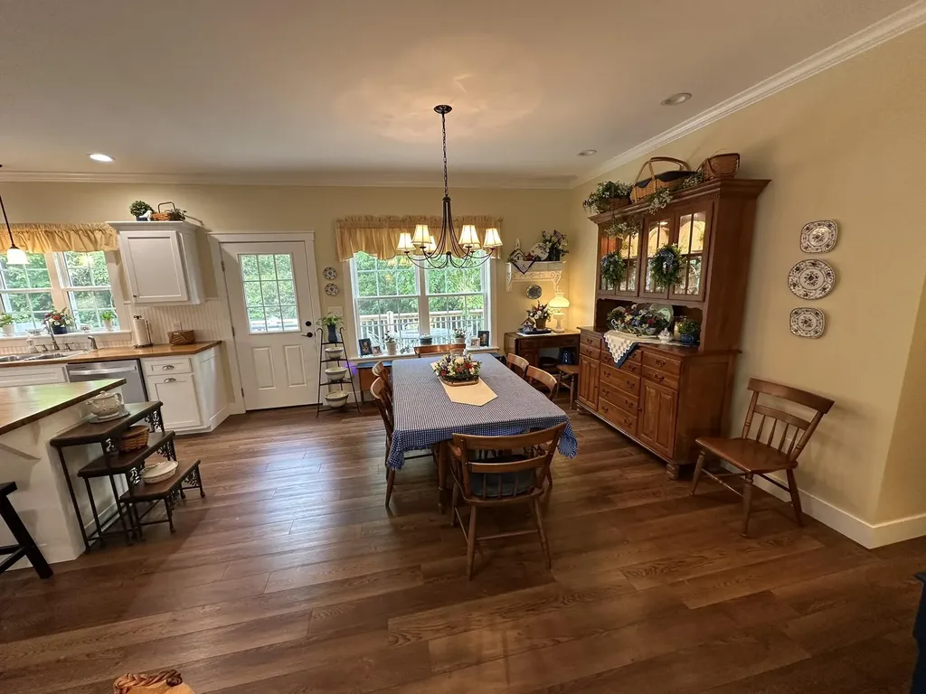 1108 Old Railroad Grade Road Lancaster KY 40444