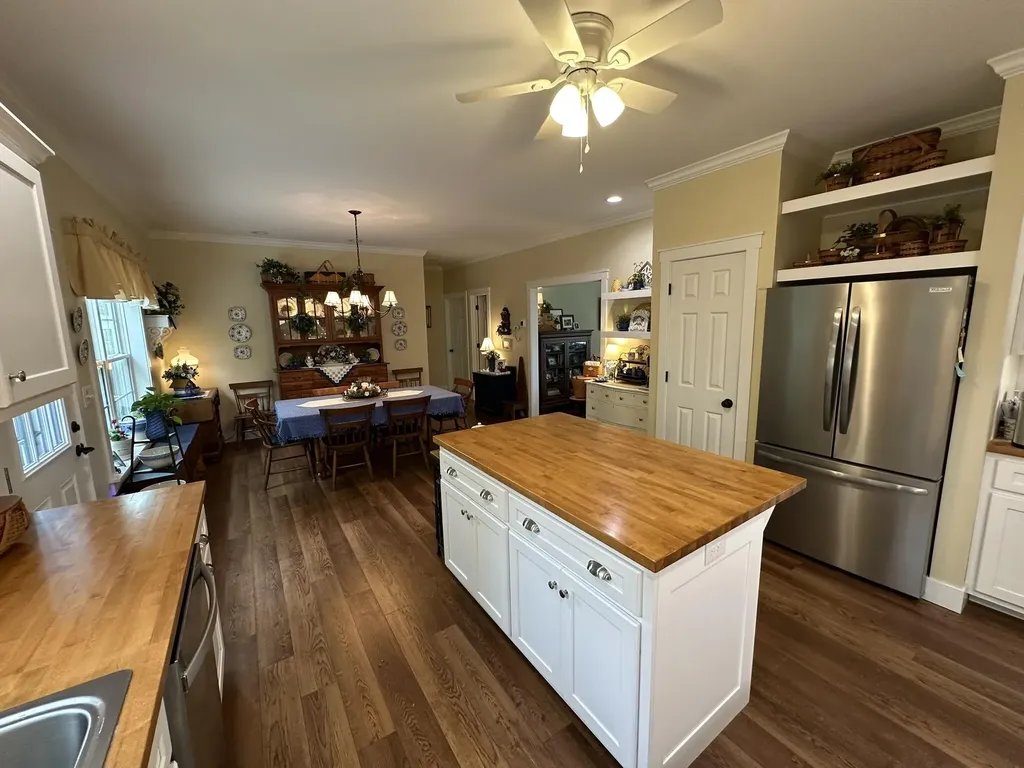 1108 Old Railroad Grade Road Lancaster KY 40444