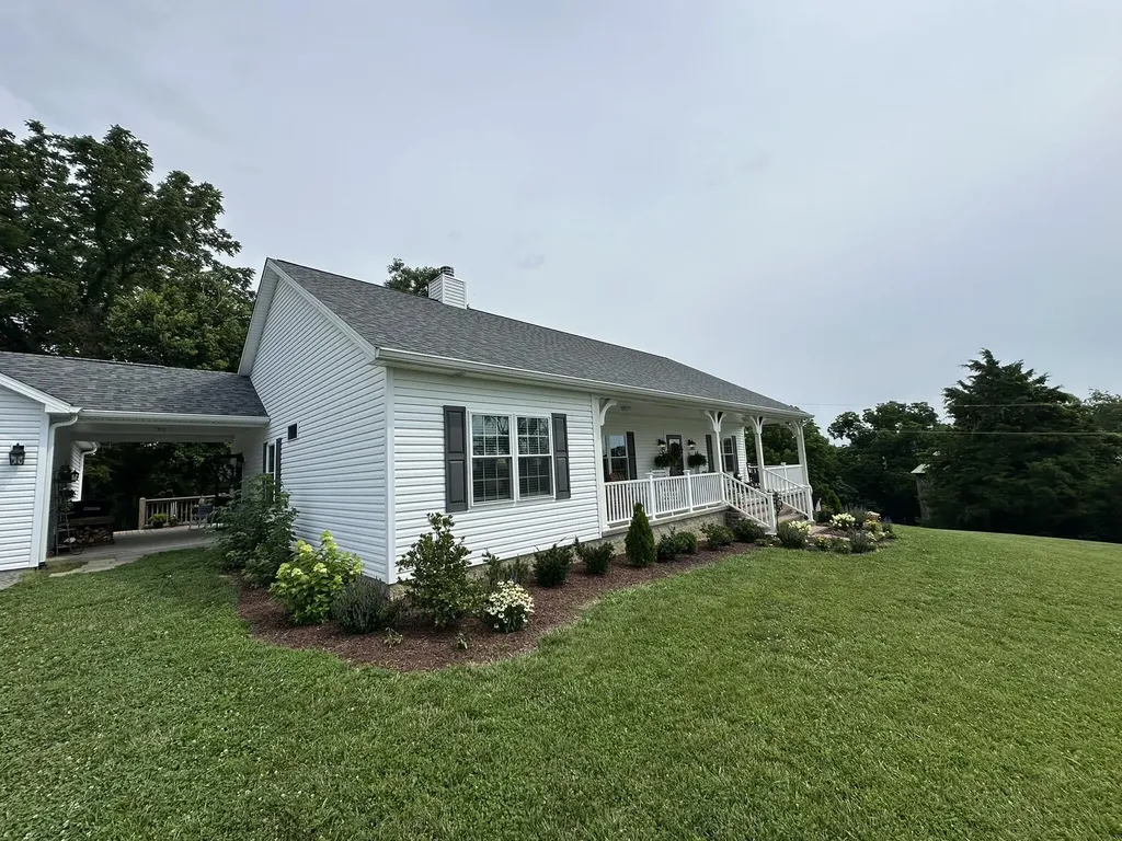 1108 Old Railroad Grade Road Lancaster KY 40444