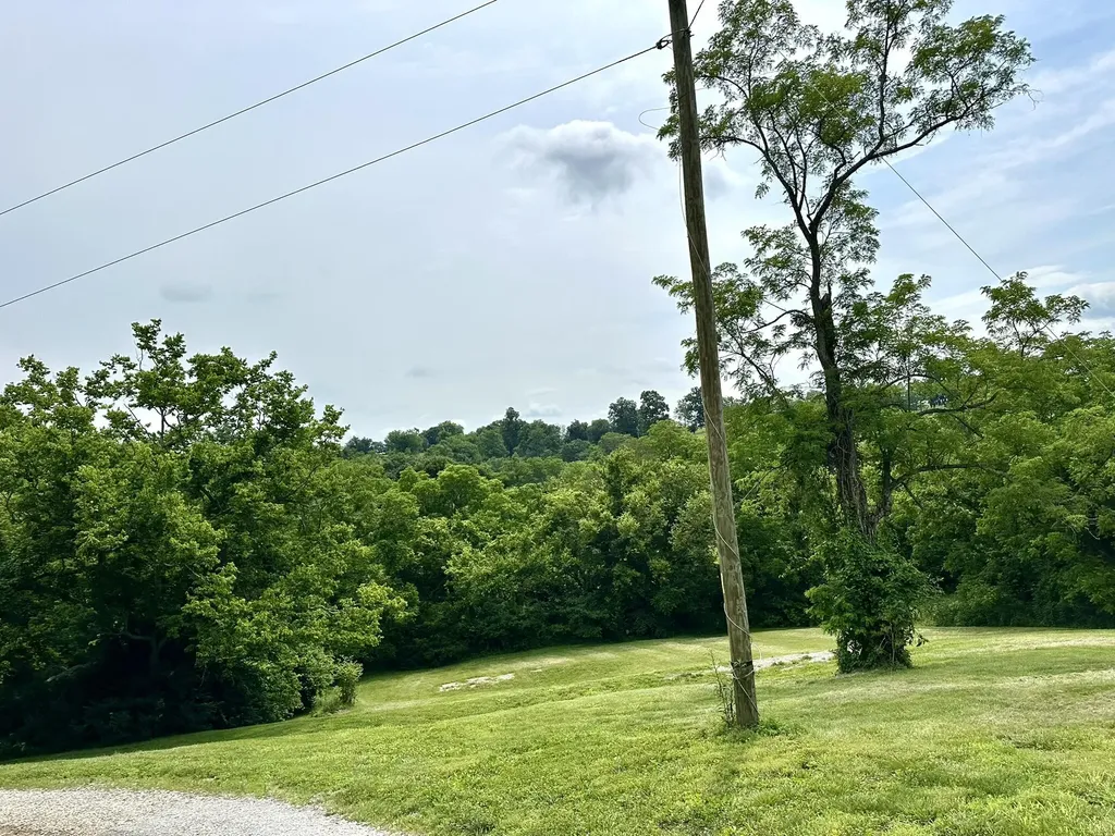 1108 Old Railroad Grade Road Lancaster KY 40444
