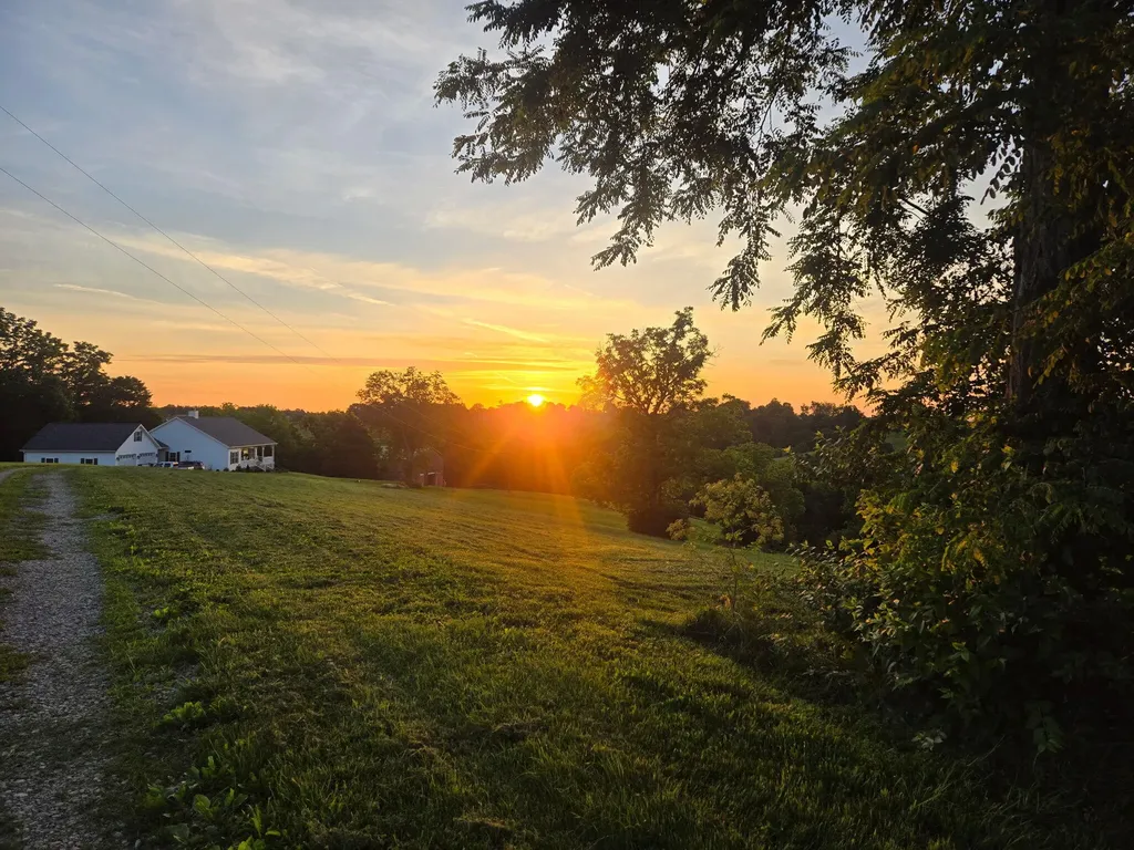 1108 Old Railroad Grade Road Lancaster KY 40444
