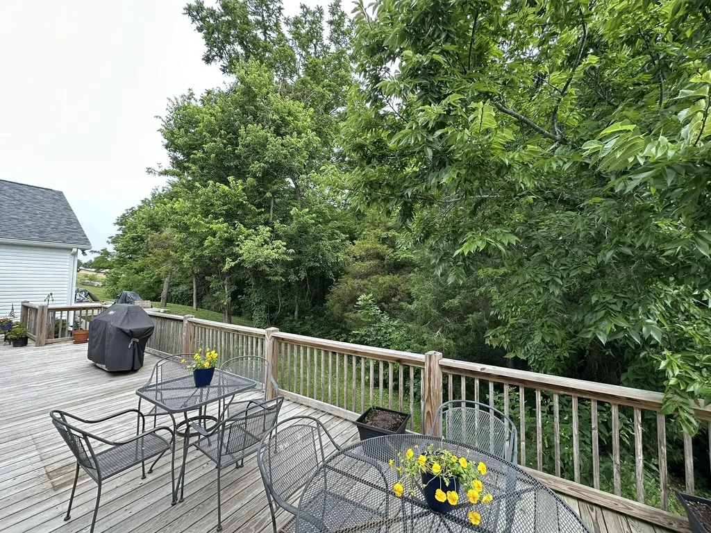 1108 Old Railroad Grade Road Lancaster KY 40444