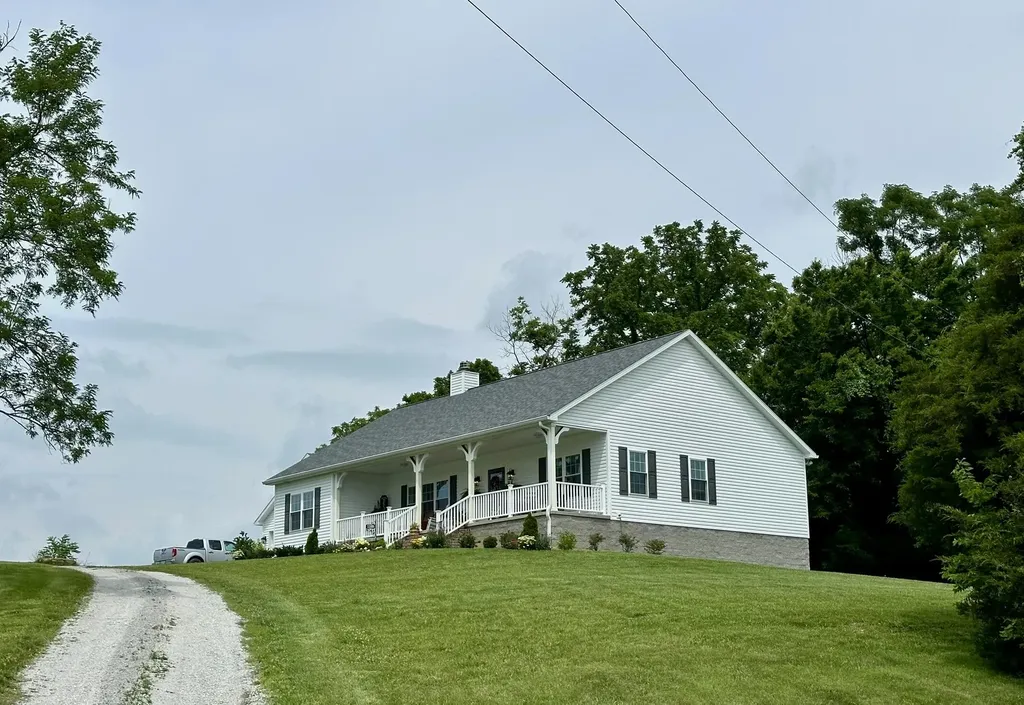 1108 Old Railroad Grade Road Lancaster KY 40444