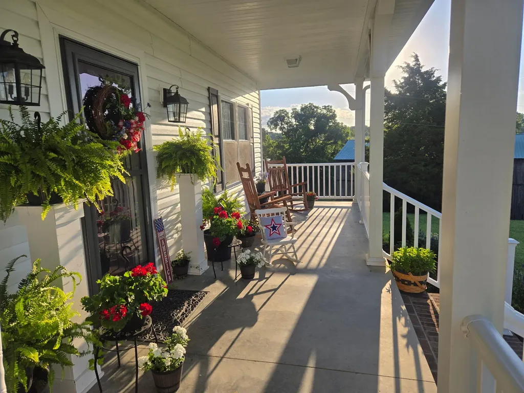 1108 Old Railroad Grade Road Lancaster KY 40444