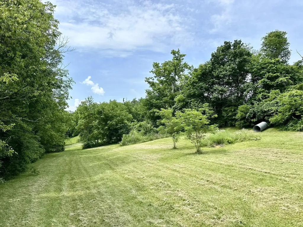1108 Old Railroad Grade Road Lancaster KY 40444