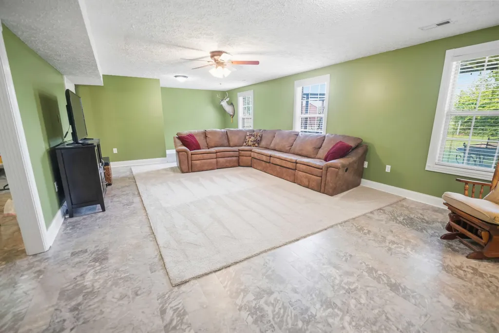 55 Summit Pointe Drive Somerset KY 42503