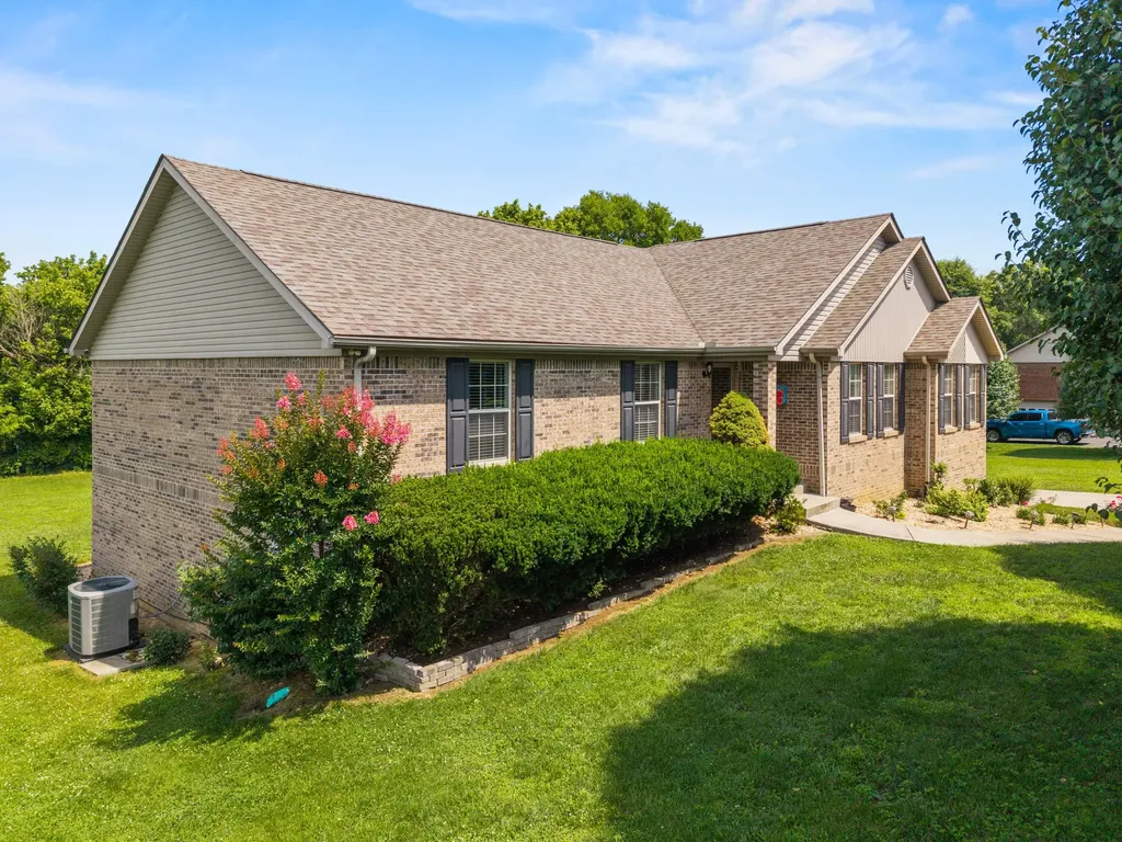 55 Summit Pointe Drive Somerset KY 42503